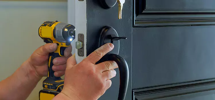 Mobile Automotive Locksmith Walnut